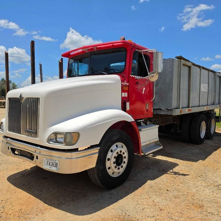 1999 INTERNATIONAL 9200