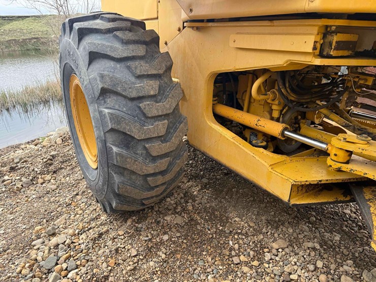 john-deere-544-image-7
