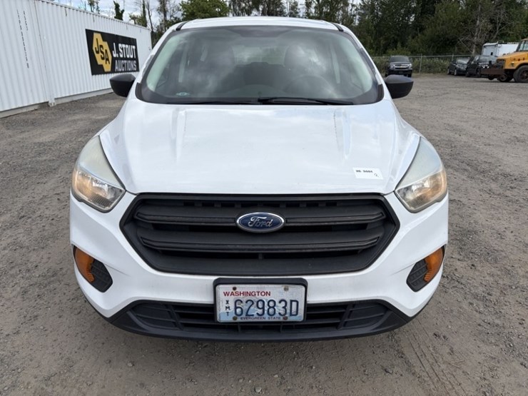 2017-ford-escape-image-8
