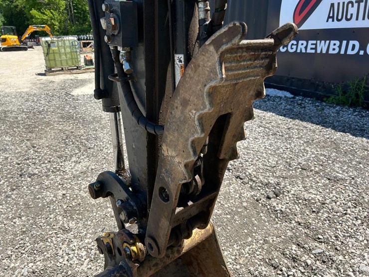 deere-35d-image-9