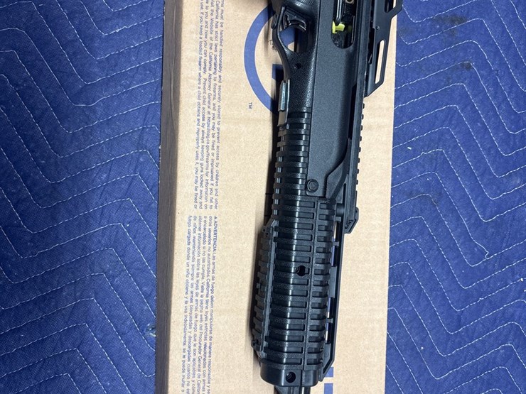 #40-•-hi-point-4595-carbine-45-auto-image-3