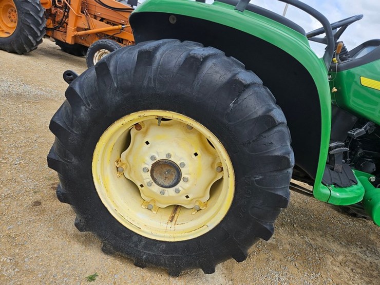 john-deere-4600-image-30
