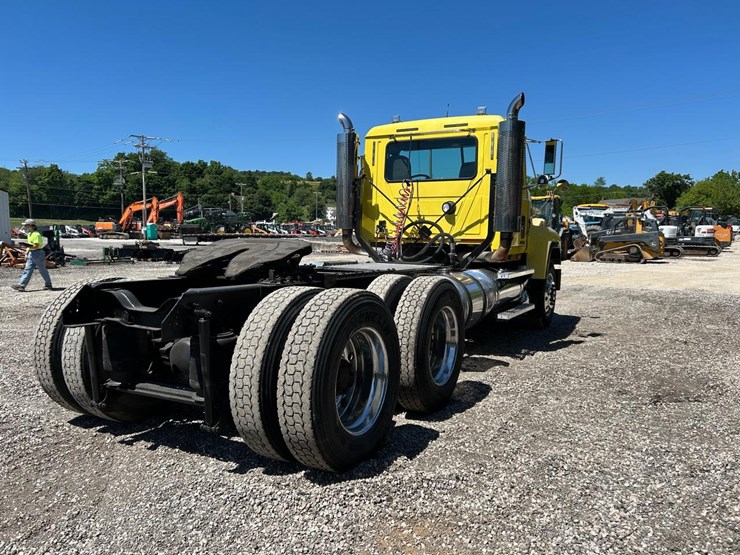mack-ch613-image-4