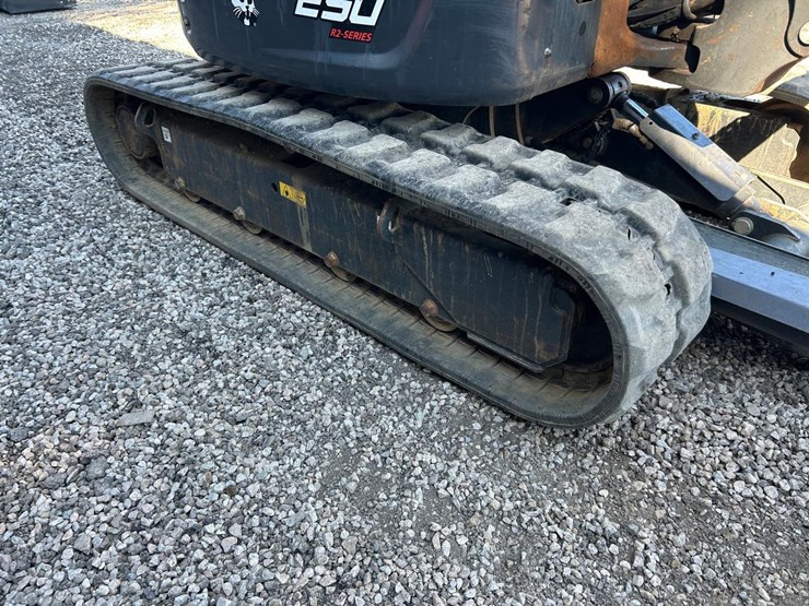 2023-bobcat-e50-image-11