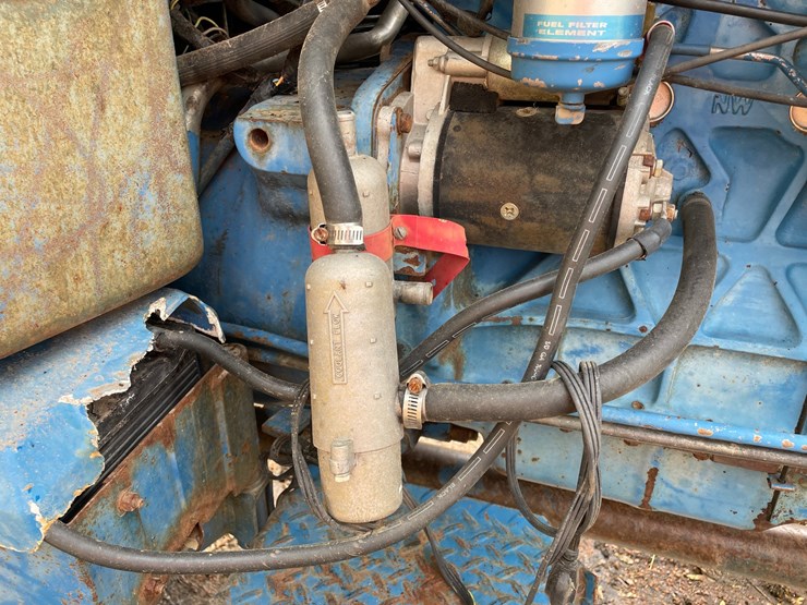 ford-7710-image-17