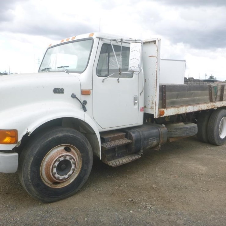 1995 INTERNATIONAL 4700