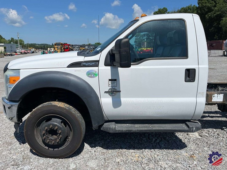 2016-ford-f550-image-13