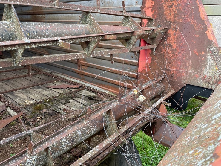#220-•-h+s-super-7+4-chopper-box-(ringle,-wi)-image-14