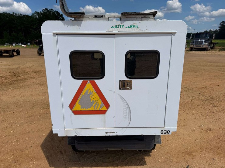 2005-club-car-carry-all-zmt-utility-cart-image-6