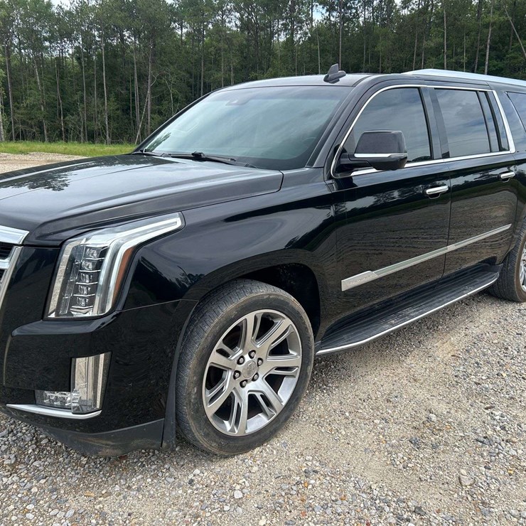 2018 CADILLAC ESCALADE ESV