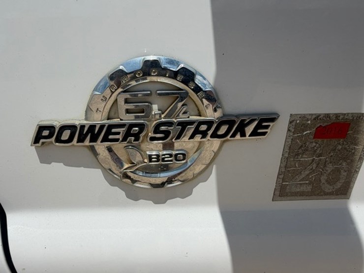 2013-ford-f550-image-18