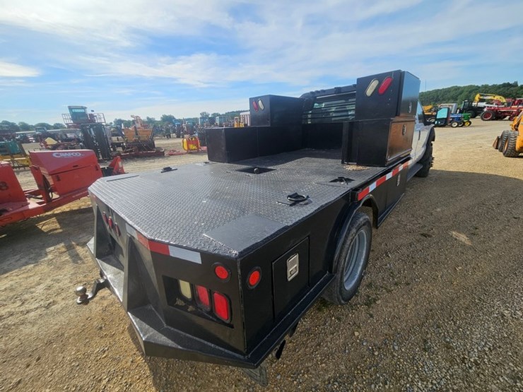 2012-ford-f550-image-5
