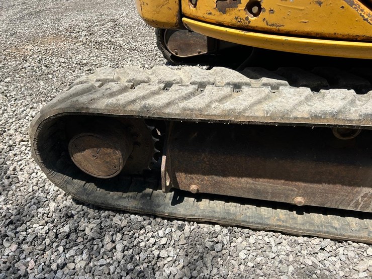 deere-35d-image-12