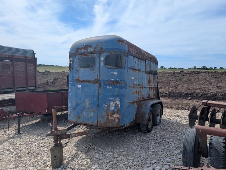 #5497-•-cattle/calf-trailer-image-1