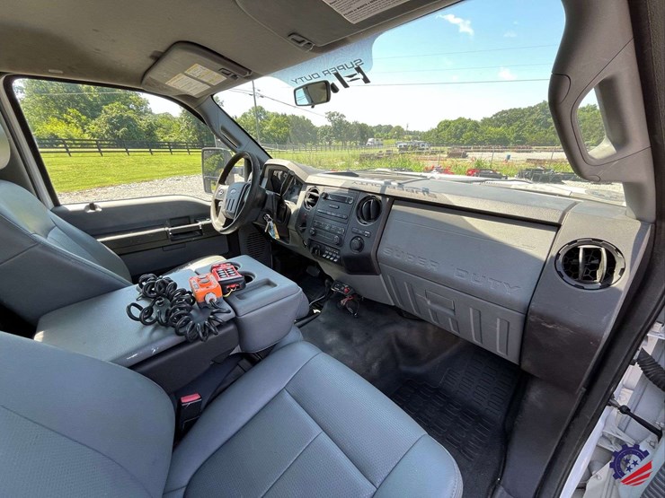 2011-ford-f450-image-81