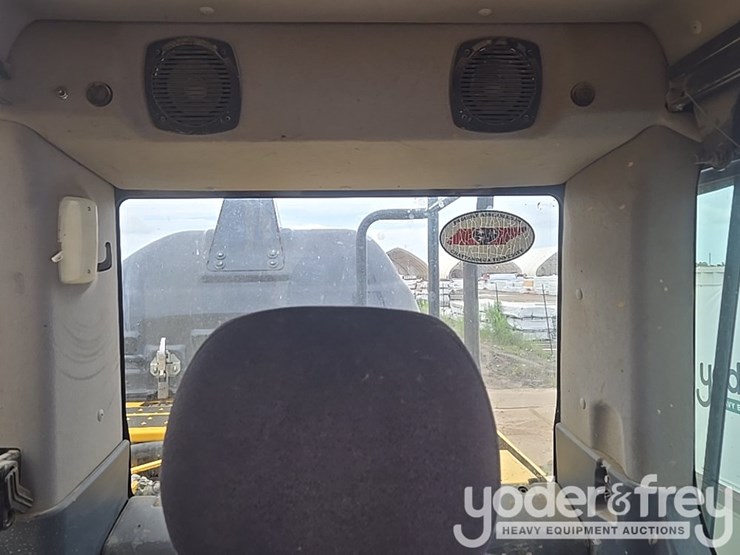 2022-komatsu-pc360-lc-11-image-63