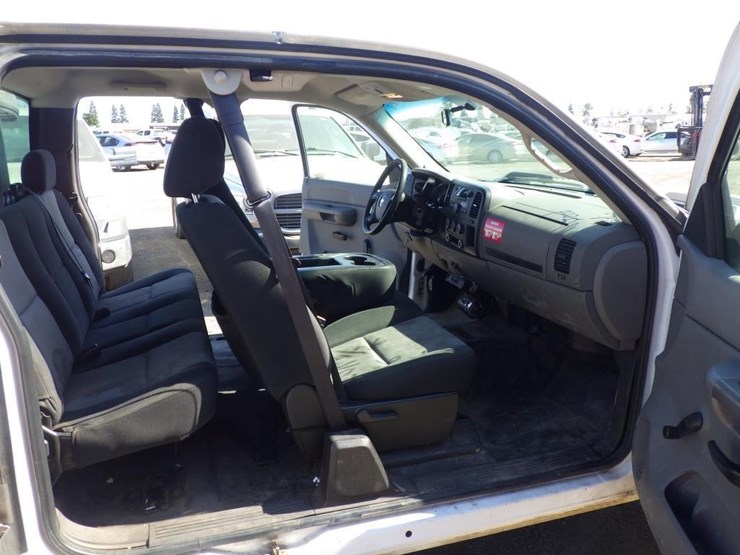 2008-chevrolet-2500-image-7