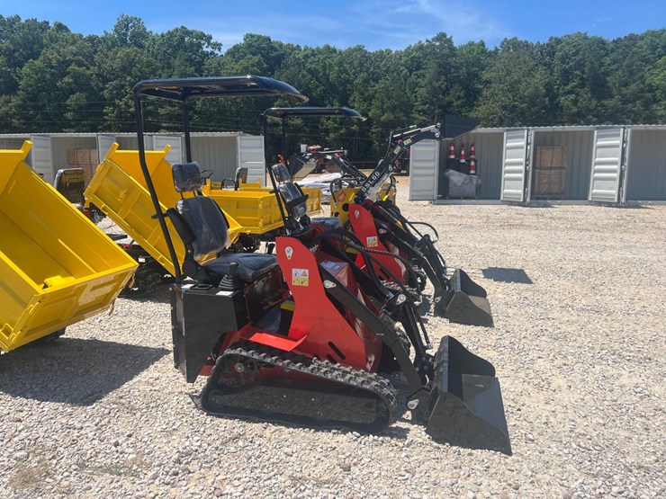 #104-•-skid-steer-loader-ssl580-image-1