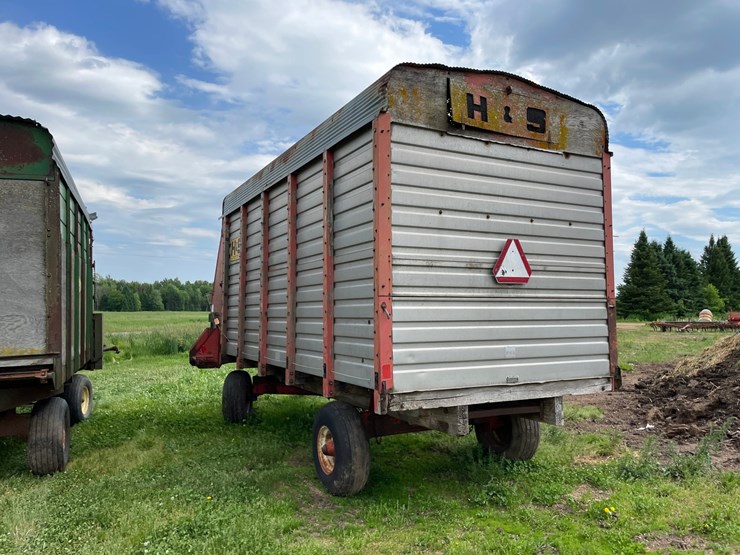 #220-•-h+s-super-7+4-chopper-box-(ringle,-wi)-image-7