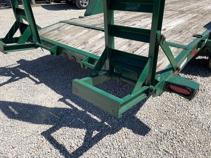 #452-•-2018-load-trail-20'-tandem-axle-trailer-20'-flatbed-trailer-(has-mn-title)-(helenville,wi)-image-25