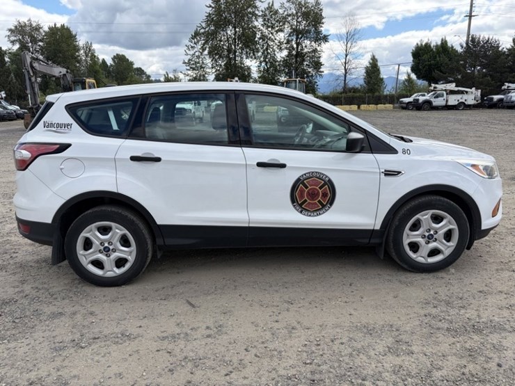 2017-ford-escape-image-3