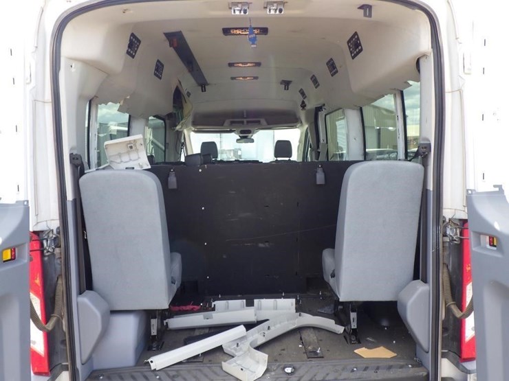 2018-ford-transit-image-8