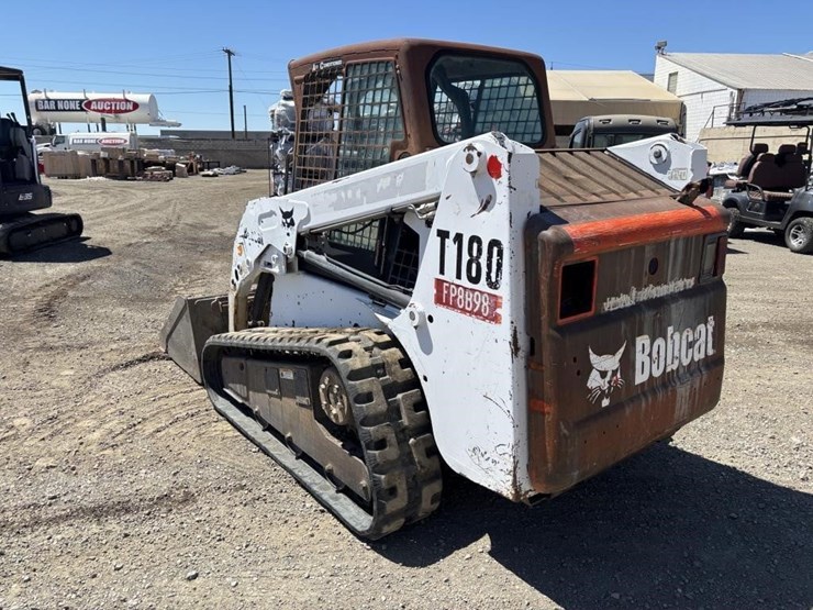 2005-bobcat-t180-image-4