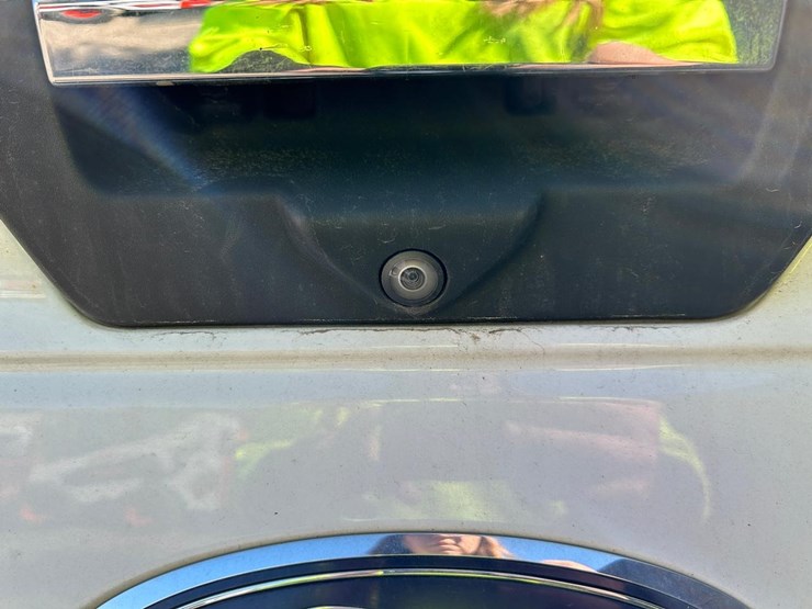 2019-ford-f150-image-18