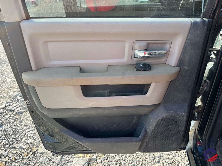2011-dodge-ram-2500-image-57