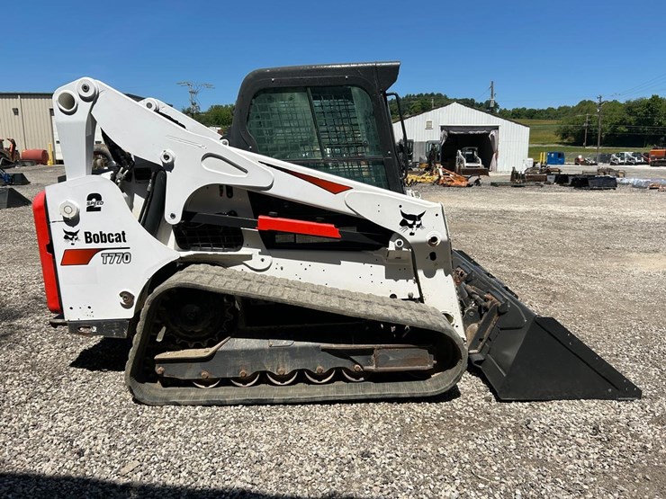 2021-bobcat-t770-image-5