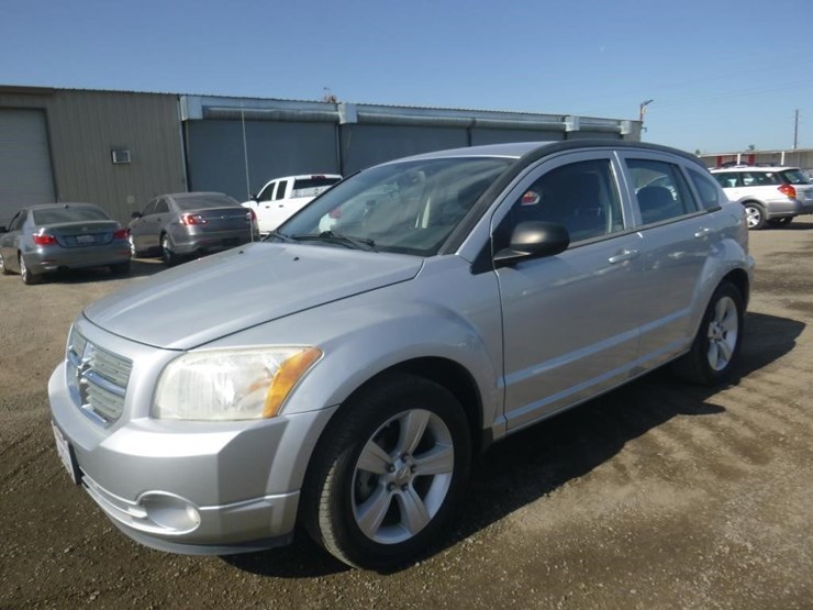 2010-dodge-caliber-image-1