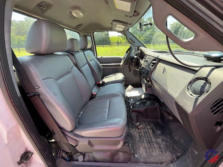 2016-ford-f550-image-47