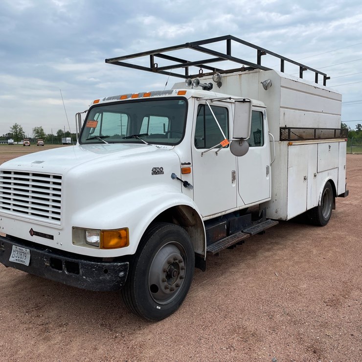 2000 INTERNATIONAL 4700