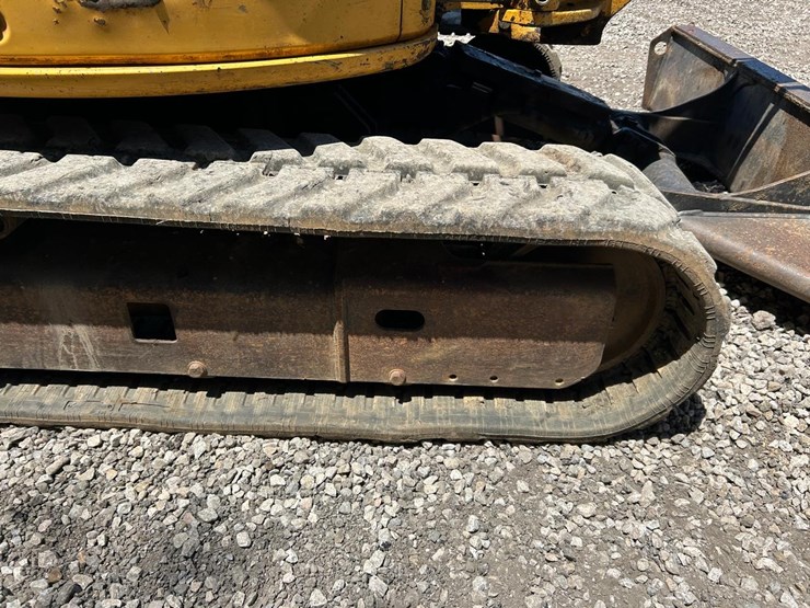 deere-35d-image-13