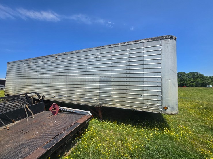 trailmobile-van-image-18