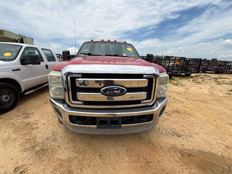 2011-ford-f350-image-9