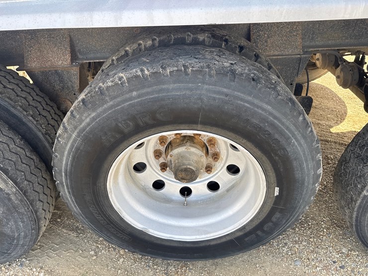 2017-travis-aluminum-dump-image-12
