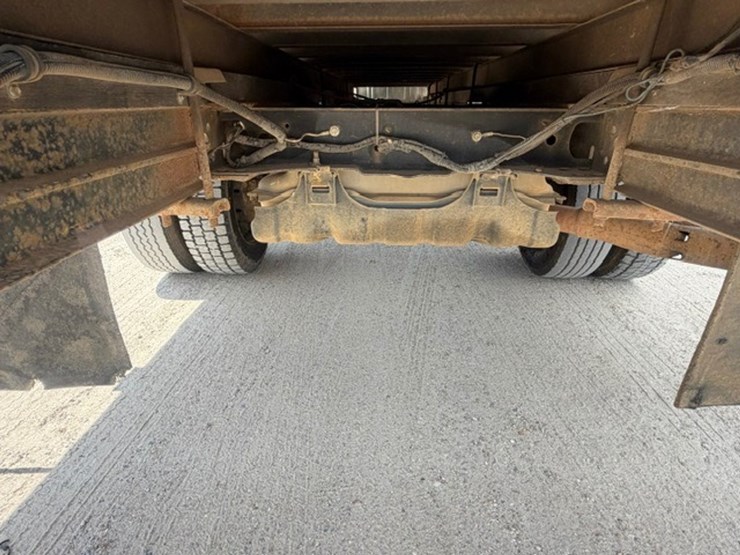 2013-ford-f550-image-10