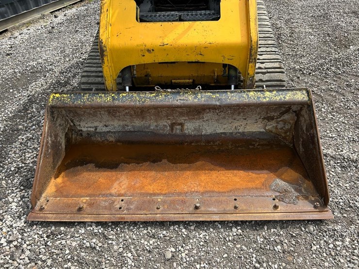 caterpillar-247b-image-9