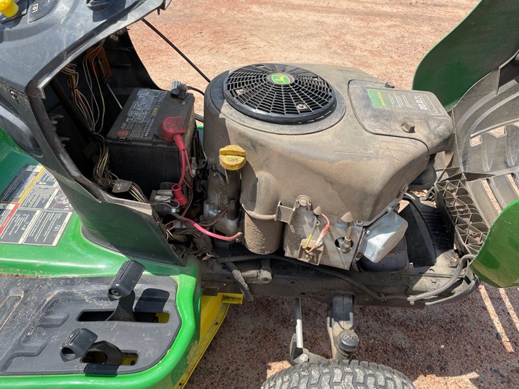 john-deere-e140-image-14