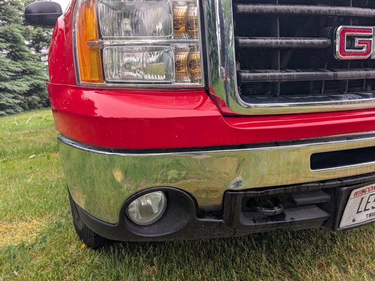 2010-gmc-sierra-1500-image-4