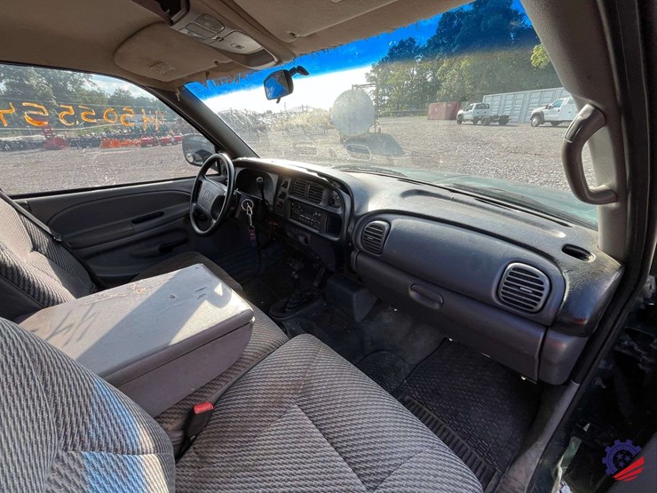 1999-dodge-ram-2500-image-57