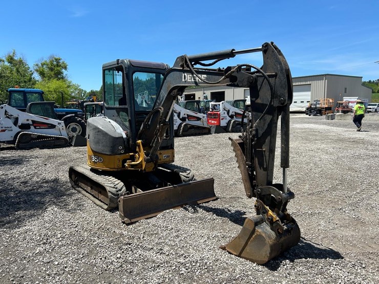 deere-35d-image-6
