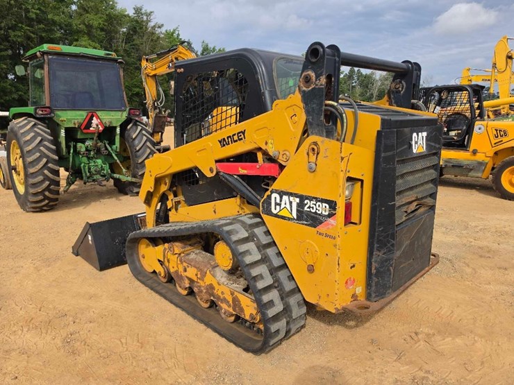 2015-caterpillar-259d-image-2