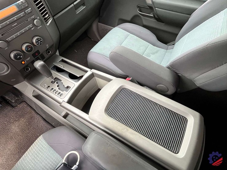 2004-nissan-titan-image-48