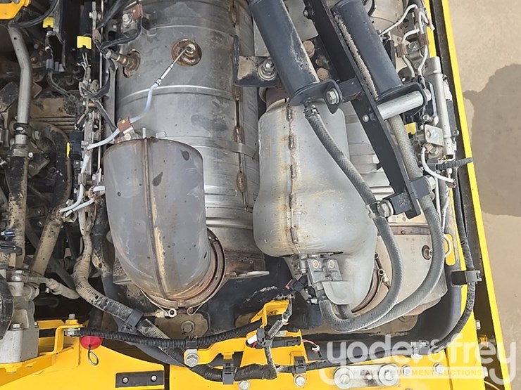 2022-komatsu-pc360-lc-11-image-54