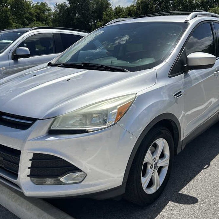 2015 FORD ESCAPE SE