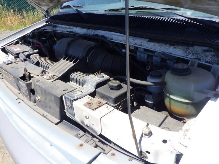 2000-ford-econoline-350-image-10