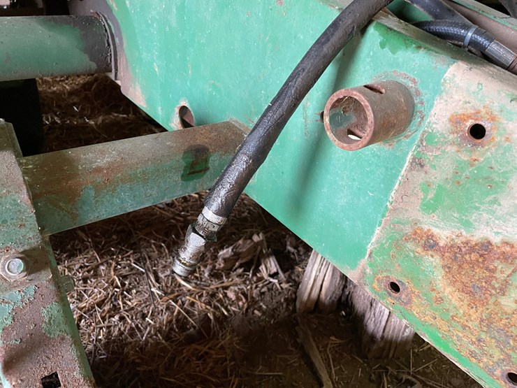 john-deere-7000-image-9