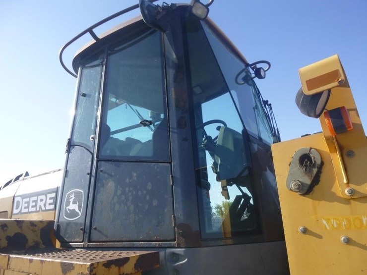 2005-deere-624j-image-28